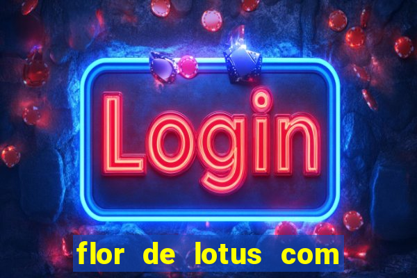 flor de lotus com lua tatuagem